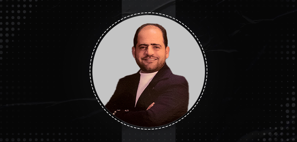 عبادة الشاعر